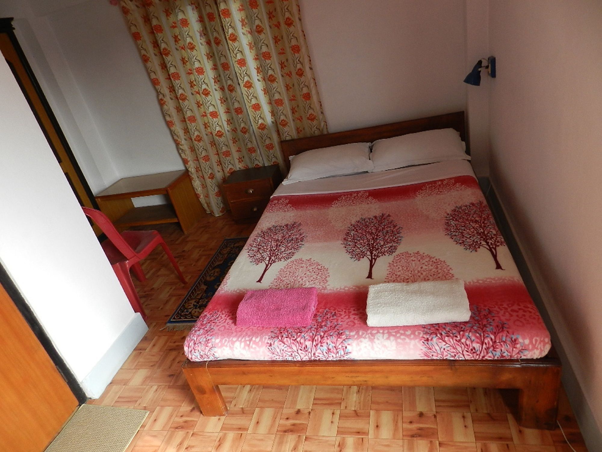 Le Rhododendron Chambres D'Hotes Kathmandu Exteriör bild
